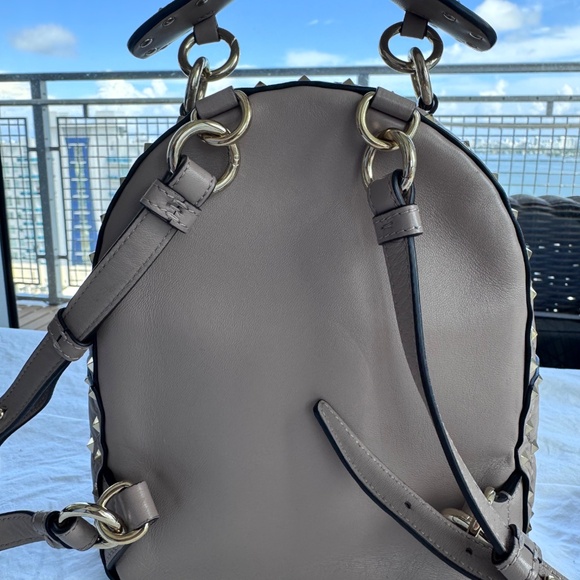 Valentino Nappa Quilted Mini Rockstud Spike Backpack Poudre - Picture 6 of 10